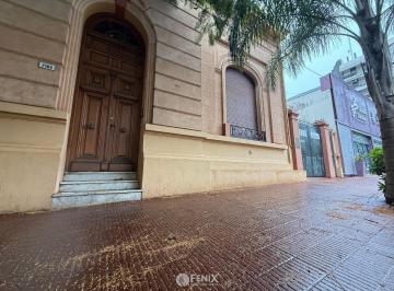 Casa · 900m² · 7 Ambientes · 3 Cocheras · Cf1218 - Casa Estilo Colonial en Venta - Santiago del Estero Casi Junín