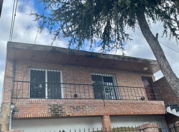 PH · 70m² · 3 Ambientes · Alquiler - PH 3 Amb. en Beccar en Planta Alta con Terraza, Parrilla y Balcón