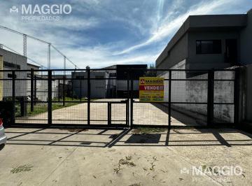 Depósito · 702m² · 5 Cocheras · Depósito Venta en Moreno
