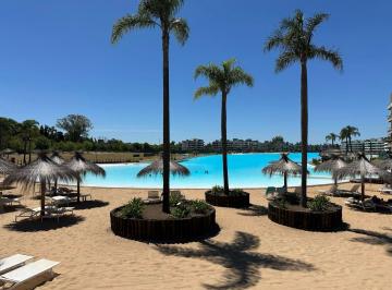 Terreno · 600m² · Venta de Terreno Central en Lagoon Pilar.
