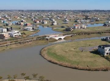 Terreno · 1025m² · Terreno Al Agua en Amarras, Puertos