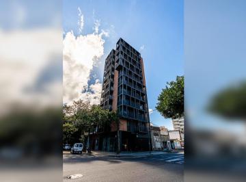 Imagen 1 - Local comercial en esquina con baño y office, entrega inmediata en Santa Fe e Iriondo. - · Local Comercial en Esquina con Baño y Office, Entrega Inmediata en Santa Fe E Iriondo.