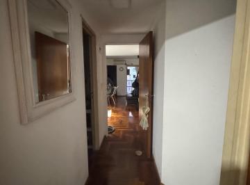 Casa · 70m² · 4 Ambientes · Venta Departamento 2 Dorm. Nueva Cordoba. Sobre Ambrosio Olmos. Oportunidad