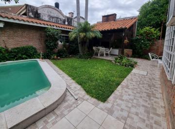 Casa · 200m² · 5 Ambientes · 2 Cocheras · Venta Casa 3 Dorm. con Piscina en Guadalupe