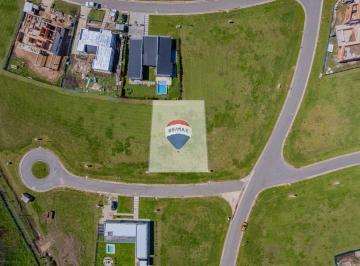 Terreno · 700m² · Venta Lote 700 m² Barrio Arenas Chico
