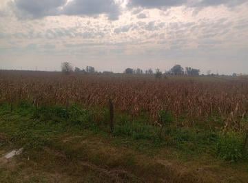 Campo · 2ha · Campo en Ruta 70, Al Este de Esperanza. 2 Ha