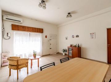 PH · 97m² · 3 Ambientes · Venta PH 3 Amb Caseros C/patio, Terraza S/expensas