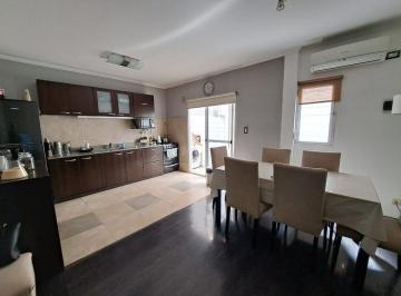 Departamento · 54m² · 3 Ambientes · Departamento 3 Ambientes con Balcon en Venta