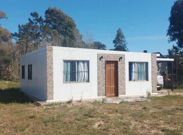 Casa · 42m² · 4 Ambientes · 1 Cochera · Casa de 3 Dorm. en Venta en Punta del Diablo