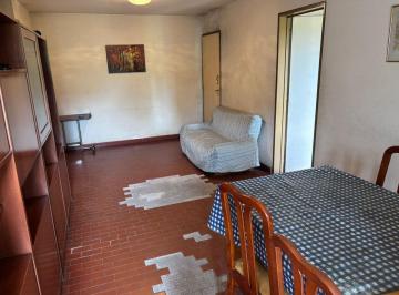 Departamento · 48m² · 4 Ambientes · Departamento 4 Ambientes con Balcón a Refaccionar