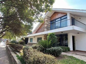 Casa · 608m² · 12 Ambientes · 2 Cocheras · Casa 6 Dor, Ideal Consultorios, La Calera Centro
