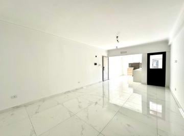 Departamento · 59m² · 2 Ambientes · Venta Departamento 2 Amb con Balcon en Mataderos