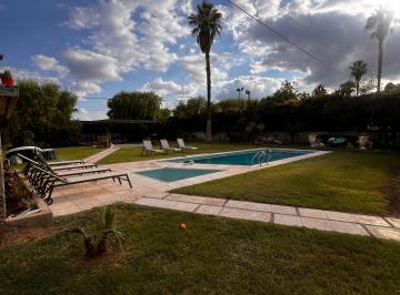Casa de 7 ambientes, Ciudad de Mendoza · Casa Venta Dalvian 5 Dorm. Pileta - Planta Baja Oportunidad