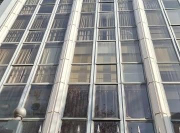 Oficina comercial de 1 ambiente, La Plata · Luminosa Oficina con Cochera Centro y Tribunales de La Plata