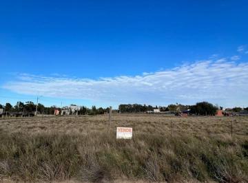 Terreno , Bahía Blanca · Venta Terreno 2200 m² de Elias y Remedio de Escalada, Barrio San Agustin