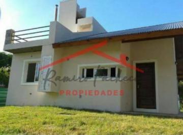 Casa · 100m² · 3 Ambientes · Casa en Venta Cerca del Mar