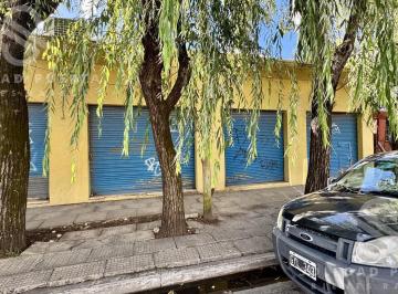 Local comercial · 200m² · 1 Ambiente · Local de 200 m² en Alquiler en Pilar Centro