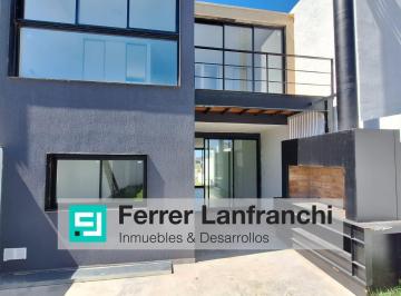 Casa · 120m² · 6 Ambientes · Dúplex en Venta Prados de Manantiales 3 Dorm.