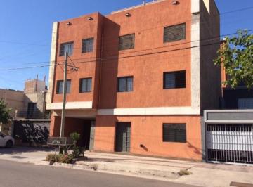 Departamento · 60m² · 3 Ambientes · 1 Cochera · Apto Crédito: Departamento en Venta. Excelente Ubicación. Zona La Barraca Mall, Dorrego, Guaymallén
