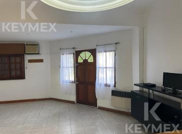 Casa · 170m² · 4 Ambientes · Casa en Alquiler en Calle 12 Esquina 77