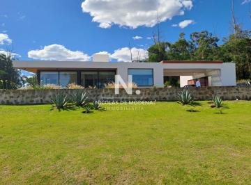 Foto1 · En Venta Espectacular Casa en Las Garzas, de 3 Dorm. con Parrillero.