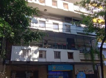 Departamento de 3 ambientes, Flores · Flores 3 Amb con Balcón en Alquiler Excelente Zona