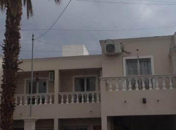 Casa de 5 ambientes, Las Cañas · Alquilo Hermoso Dúplex en Complejo Privado Las Palmeras