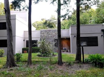 Casa · 130m² · 6 Ambientes · 1 Cochera · Venta. Casa 6 Amb. Lomas Altas. Chascomús