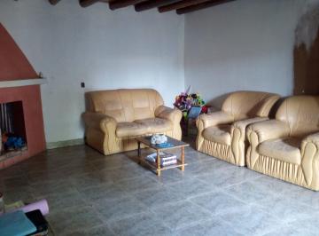 Casa · 190m² · 4 Ambientes · 1 Cochera · Casa en Venta - Pedemonte - Lujan de Cuyo