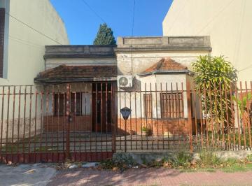 Casa · 100m² · 4 Ambientes · 1 Cochera · Venta Casa Chorizo a Refaccionar Santos Lugares