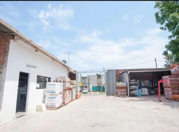 Bodega-Galpón · 50m² · Galpón con Local en Venta, San Carlos.
