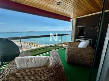 Foto1 · Vende Apartamento de 3 Dorm., con Vista Al Mar en Mansa, Punta del Este.