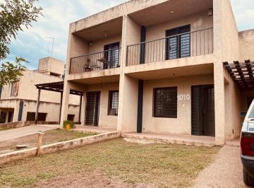 PH · 84m² · 2 Dormitorios · 1 Cochera · Casa - Villa Allende