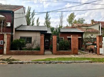 Casa · 175m² · 4 Ambientes · 1 Cochera · Casa 4 Ambientes en Venta en Ciudad Jardín