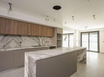 Departamento · 231m² · 5 Ambientes · 2 Cocheras · Departamento Venta Caballito Piso 2 Cocheras 250 m²