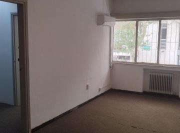 Oficina comercial · 151m² · Alquiler Oficina Monoambiente Dos Baños Centro