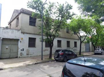 Bodega-Galpón · 820m² · Galpón en Alquiler en Pompeya