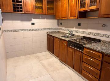 Departamento · 148m² · 4 Ambientes · 1 Cochera · Venta Departamento Flores 4 Amb Dep/serv Cochera
