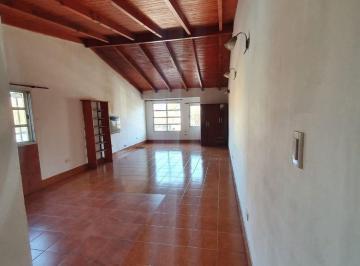 Casa · 754m² · 20 Ambientes · Casa + Departamentos + Locales, Centro de Plottier