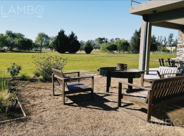 Casa · 260m² · 4 Ambientes · 2 Cocheras · Alquiler Temporada de Polo Medal Country Club
