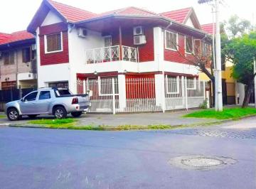 Departamento · 100m² · 4 Ambientes · 1 Cochera · Casa 4 Ambientes en Alquiler!