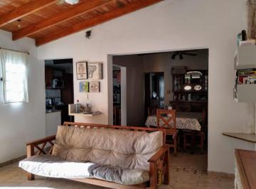 Casa · 170m² · 4 Ambientes · 1 Cochera · Casa en Venta - 3 Dorm. 2 Baños - Cochera - 450 m² - Ringuelet