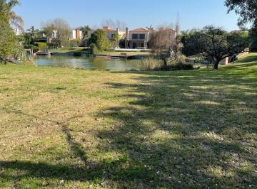 Terreno · 1600m² · Hb Bienes Raices Vende Lote en Santa Bararba