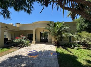 Casa · 1500m² · 2 Ambientes · 2 Cocheras · Casa en Venta en San Diego C. C