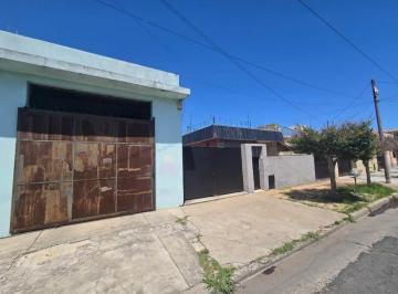 Casa de 5 ambientes, Morón · Venta de Casa + Galpon + Local. Moron. 2 Lotes Unificados