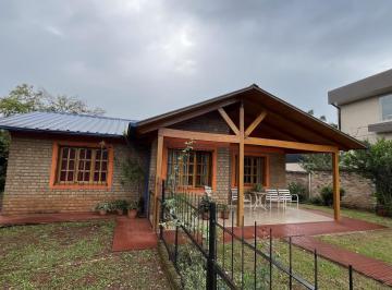 Quinta vacacional · 80m² · 4 Ambientes · 2 Cocheras · Quinta en Venta