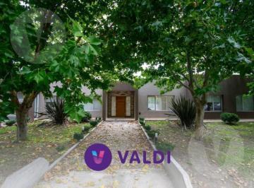 Casa · 182m² · 5 Ambientes · 2 Cocheras · Casa en Venta - Haras del Sur II Apto Credito