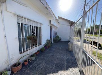 Casa · 111m² · 3 Ambientes · 3 Cocheras · Venta Casa 3 Ambientes Grand Bourg Apto Credito