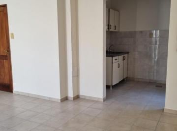 Departamento · 51m² · 4 Ambientes · Venta Departamento en Barrio 7 Jefes