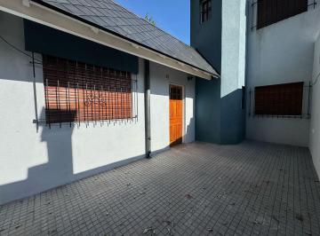Casa · 4 Ambientes · Casa Tres Dorm. en Alquiler La Plata Tolosa